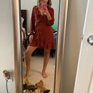 Like new. Dress with polka dots.